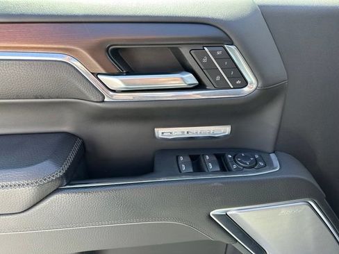 Certified 2024 GMC Sierra 1500 Denali w/ Technology Package AWD/4WD image 16