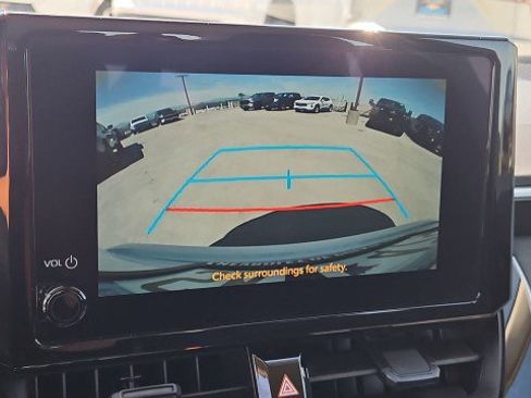 Used 2025 Toyota Corolla LE image 14