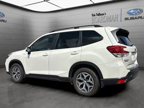 Used 2021 Subaru Forester Premium AWD/4WD image 8