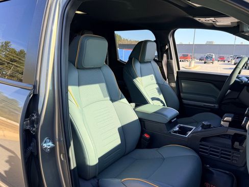 Used 2025 Toyota Tacoma 4x4 Double Cab Hybrid image 45