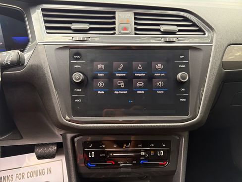 Used 2023 Volkswagen Tiguan SE FWD image 20