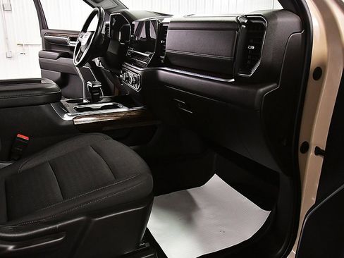 Used 2022 GMC Sierra 1500 Elevation image 30