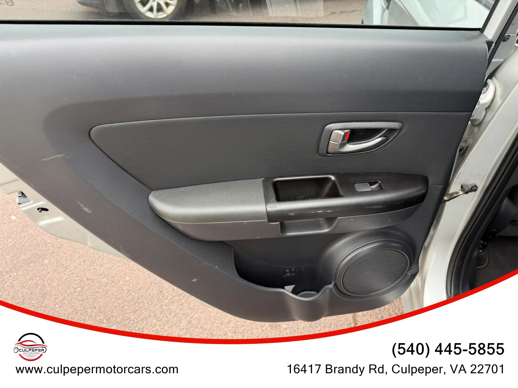 Used 2011 Kia Soul + FWD image 10