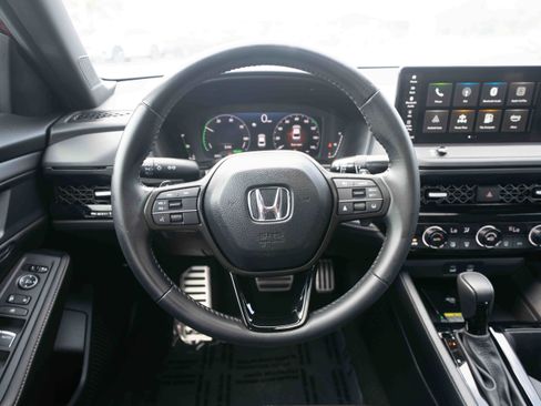 Certified 2025 Honda Accord Sport image 21