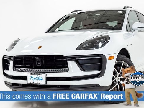 Used 2022 Porsche Macan AWD/4WD image 2