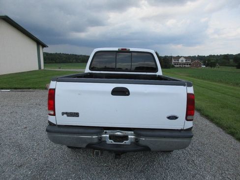 Used 2002 Ford F250 Lariat image 4