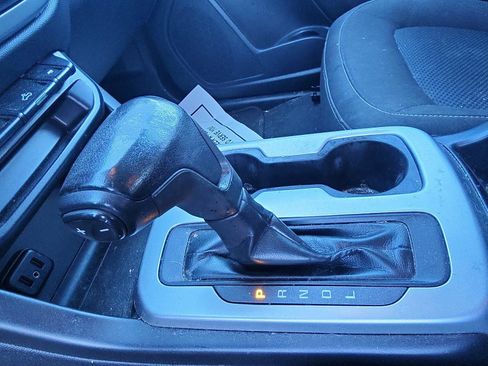 Used 2020 Chevrolet Colorado LT RWD image 14