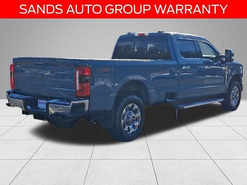 Used 2023 Ford F350 Lariat w/ Tow Technology Package image 4