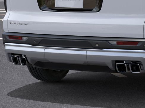 New 2026 Chevrolet Traverse LT w/ Driver Confidence Package image 31