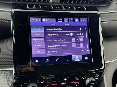 New 2025 Jeep Grand Cherokee Laredo w/ Luxury Tech Group I image 36