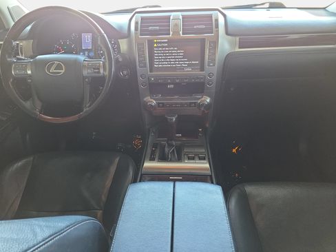 Used 2016 Lexus GX 460 w/ Premium Package AWD/4WD image 9