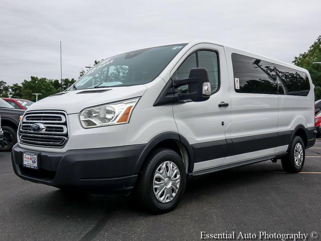 Used 2015 Ford Transit 350 XLT RWD image 2