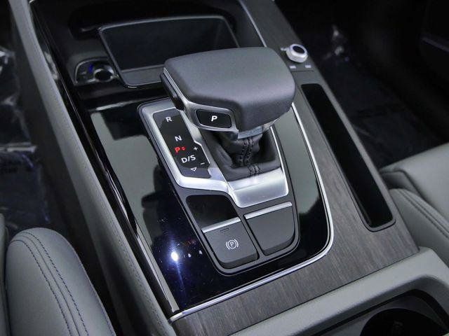 Used 2023 Audi Q5 2.0T Premium Plus w/ Premium Plus Package AWD/4WD image 24