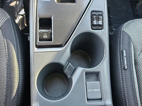Certified 2024 Subaru Crosstrek 2.0i Premium image 33