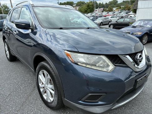 Used 2015 Nissan Rogue SV AWD/4WD image 3