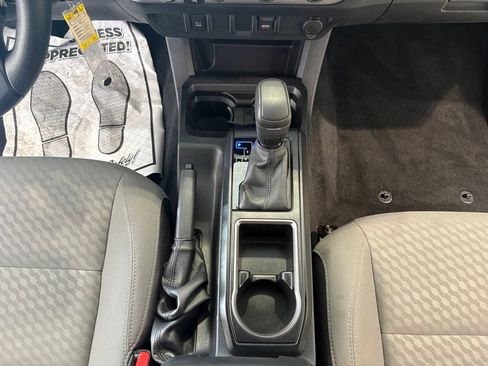 Used 2023 Toyota Tacoma SR AWD/4WD image 24
