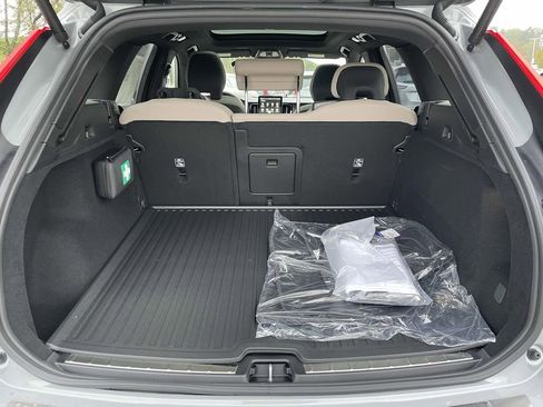 New 2026 Volvo XC60 B5 Plus w/ Protection Package Premier image 30