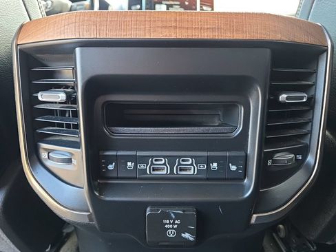Used 2021 RAM 1500 Limited AWD/4WD image 17