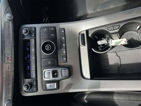 Used 2020 Hyundai Palisade Limited image 19