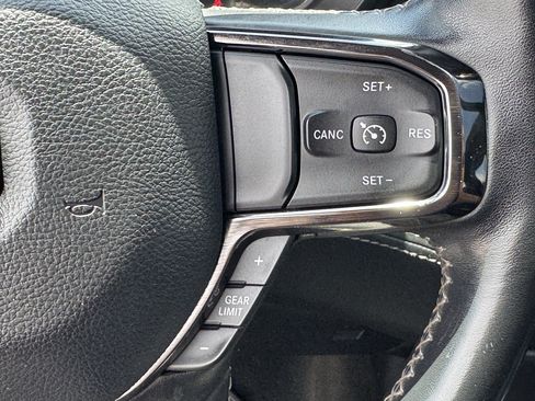 Used 2024 RAM 1500 Limited AWD/4WD image 20