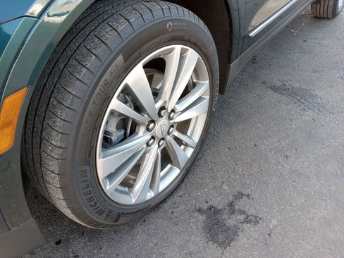 Used 2024 Cadillac XT5 Premium Luxury image 6