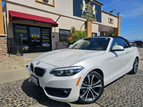 Used 2018 BMW 230i xDrive Convertible image 25