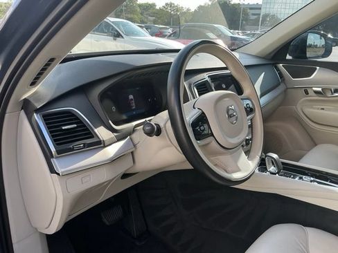 Certified 2024 Volvo XC90 B5 Core w/ Protection Package Premier AWD/4WD image 12
