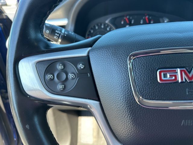 Used 2023 GMC Acadia SLT AWD/4WD image 15