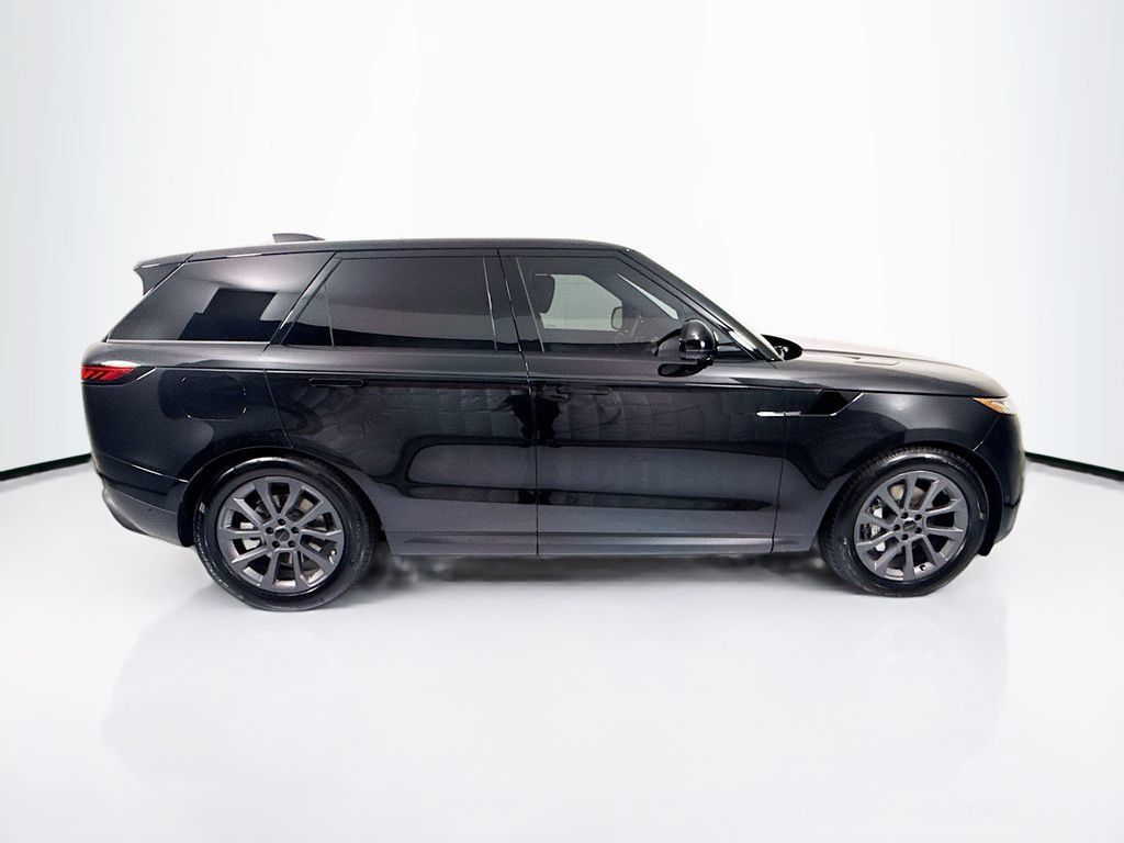 New 2026 Land Rover Range Rover Sport SE AWD/4WD image 4