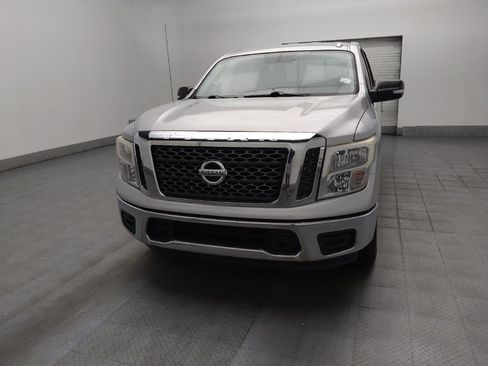 Used 2018 Nissan Titan SV RWD image 15