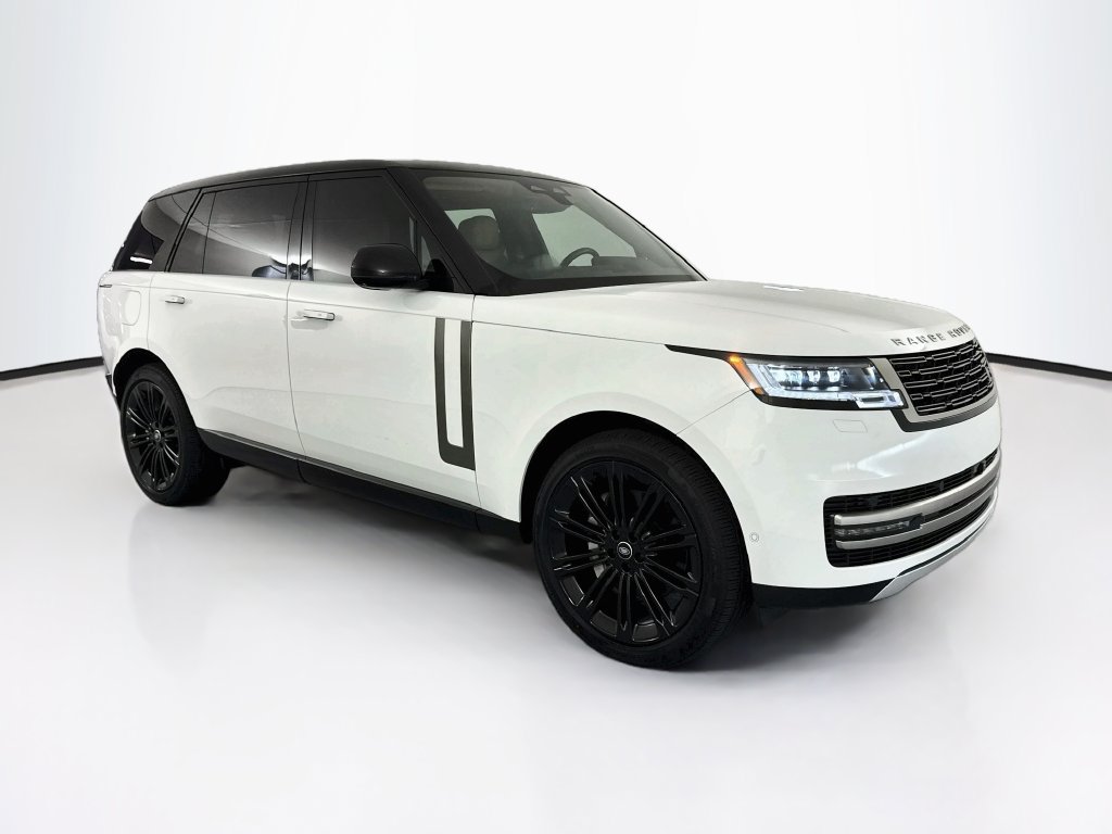Used 2025 Land Rover Range Rover Long Wheelbase SE AWD/4WD image 3
