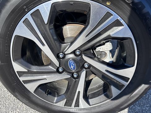 Used 2025 Subaru Crosstrek 2.0i Premium image 7