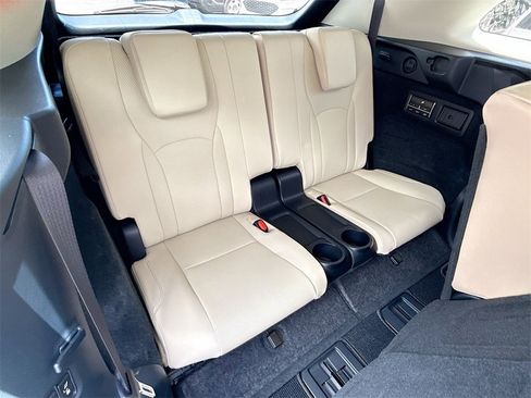 Used 2021 Lexus RX 350L FWD w/ Premium Package image 31