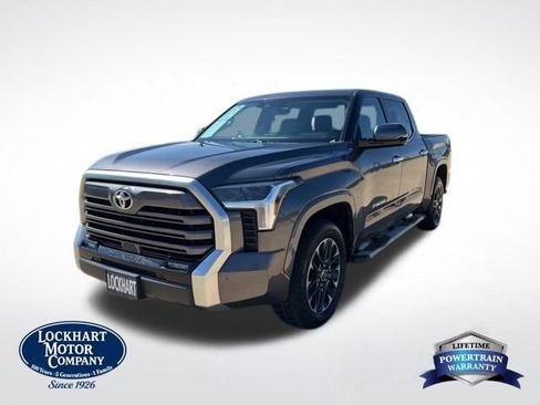 Used 2022 Toyota Tundra Limited w/ Power Package RWD image 3