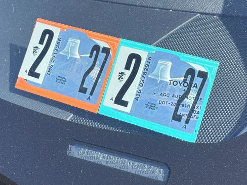 Used 2011 Toyota Prius Two image 26