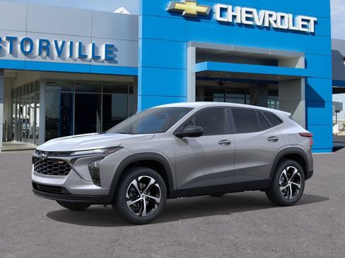 New 2026 Chevrolet Trax RS FWD image 2