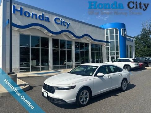 Used 2023 Honda Accord LX image 1