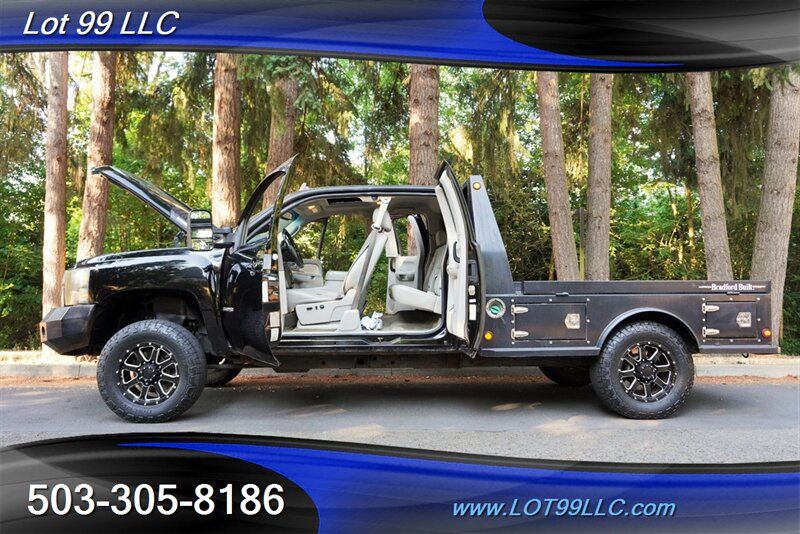 Used 2011 Chevrolet Silverado 3500 LTZ AWD/4WD image 26