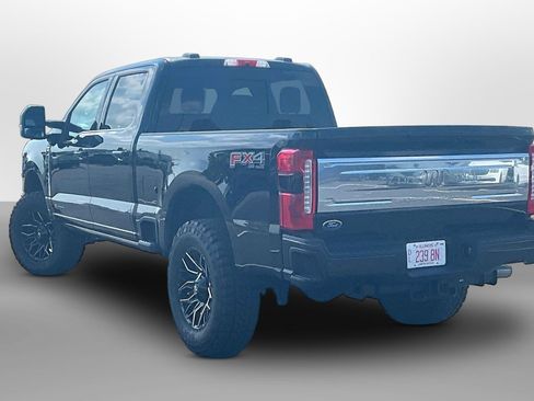 Used 2025 Ford F250 King Ranch AWD/4WD image 10