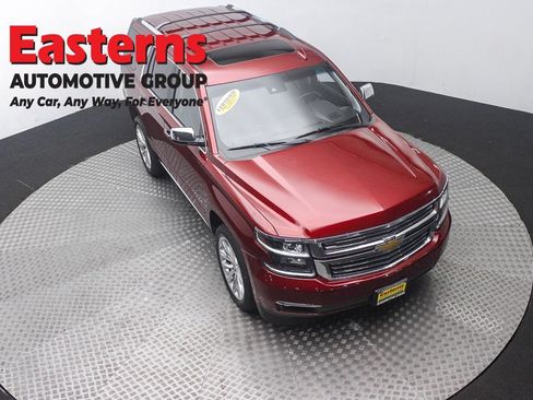 Used 2019 Chevrolet Tahoe Premier w/ Premier Plus Edition AWD/4WD image 3