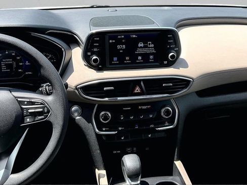 Used 2019 Hyundai Santa Fe SEL FWD image 8