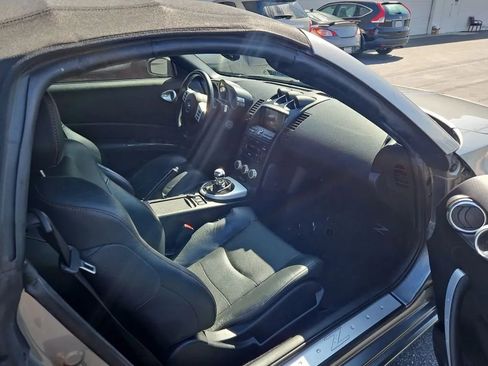 Used 2006 Nissan 350Z Grand Touring image 10