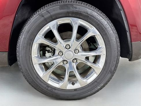 Used 2021 Jeep Grand Cherokee Summit AWD/4WD image 32