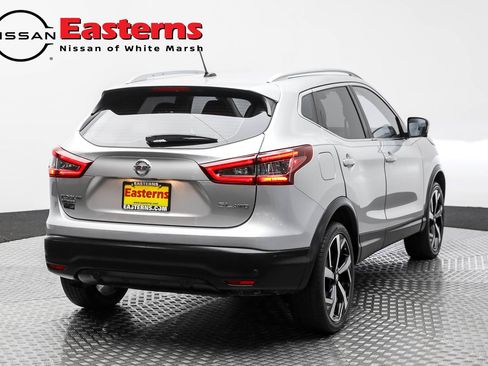 Used 2022 Nissan Rogue Sport SL w/ Premium Package image 9