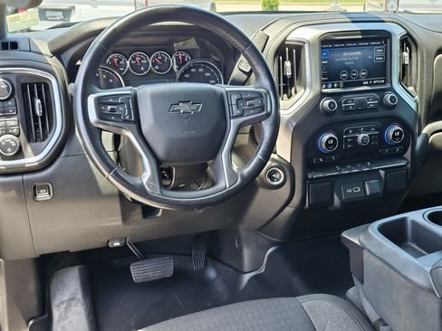 Used 2021 Chevrolet Silverado 1500 RST w/ Z71 Off-Road Package AWD/4WD image 32
