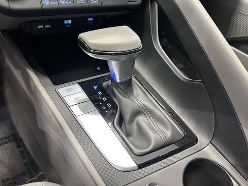 Certified 2025 Hyundai Elantra Sport FWD image 20