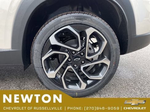 New 2026 Chevrolet Trax RS w/ Driver Confidence Package FWD image 52