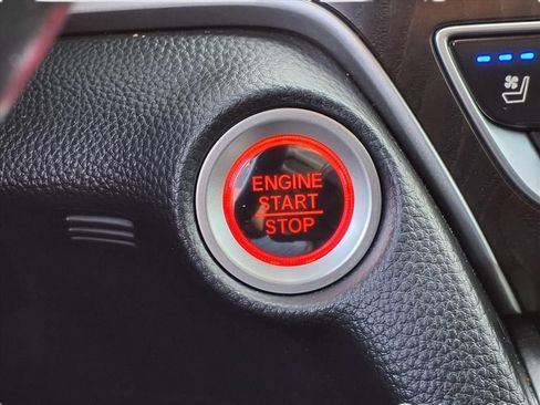 Used 2021 Honda Accord Touring image 14