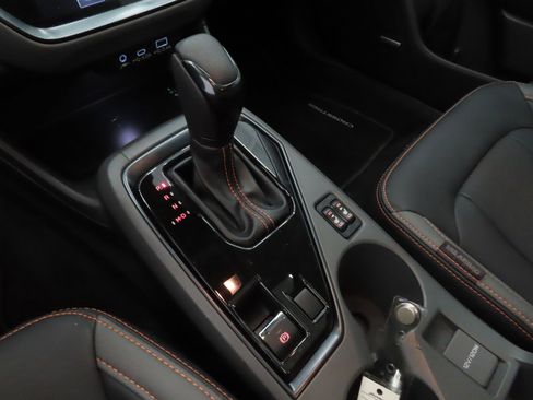 Certified 2025 Subaru Crosstrek 2.5i Limited w/ Crosstrek Mirror Package image 18