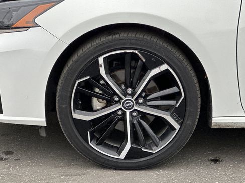 Certified 2023 Nissan Altima 2.5 SR image 25